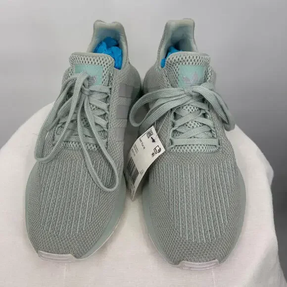 Women's Adidas NWT Swift Run W Sneaker Mint Green Shoes 9 - Picture 4 of 7